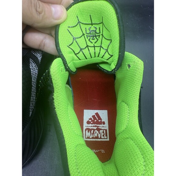 Adidas Spiderman Marvel Comics Issue #1 D. O. N. Black Green Sneakers Men’s Sz 6 main image 8